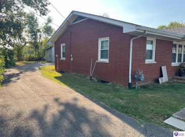 Lincoln Boulevard, Hodgenville, Kentucky 42748, ,1 BathroomBathrooms,For Sale,Lincoln Boulevard,HK24003446 Lincoln Boulevard, Hodgenville, Kentucky 42748, ,1 BathroomBathrooms,For Sale,Lincoln Boulevard,HK24003446