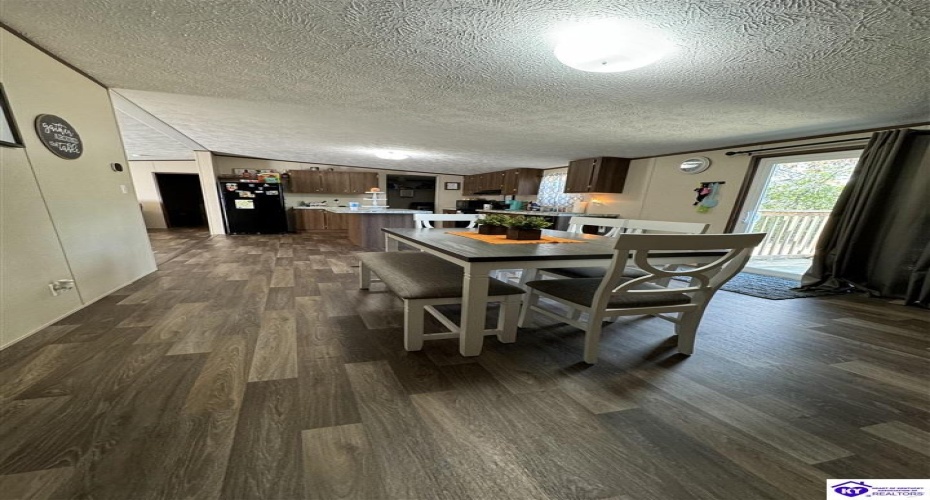 Brandenburg-Irvington Ln, Irvington, Kentucky 40146, ,2 BathroomsBathrooms,For Sale,Brandenburg-Irvington Ln,HK24003448