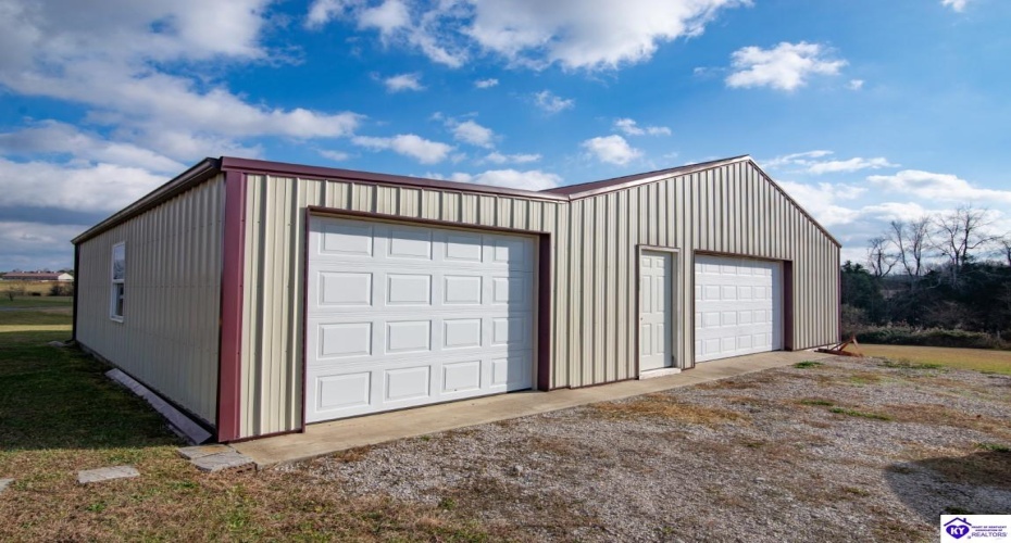 Upton Talley Road, Upton, Kentucky 42784, ,3 BathroomsBathrooms,For Sale,Upton Talley Road,HK24003457