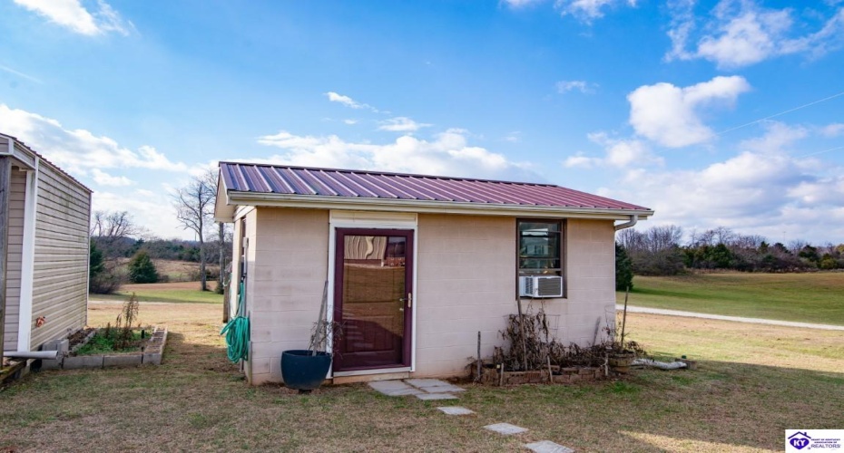 Upton Talley Road, Upton, Kentucky 42784, ,3 BathroomsBathrooms,For Sale,Upton Talley Road,HK24003457