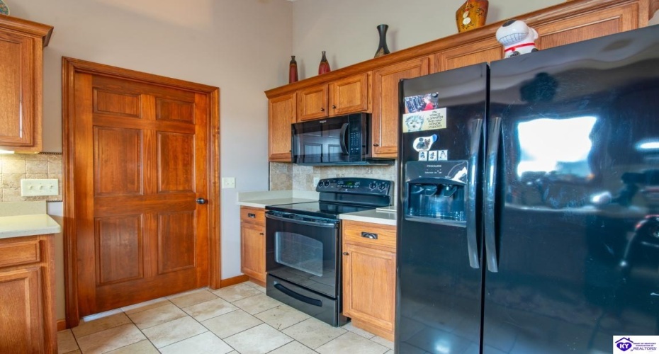 Upton Talley Road, Upton, Kentucky 42784, ,3 BathroomsBathrooms,For Sale,Upton Talley Road,HK24003457