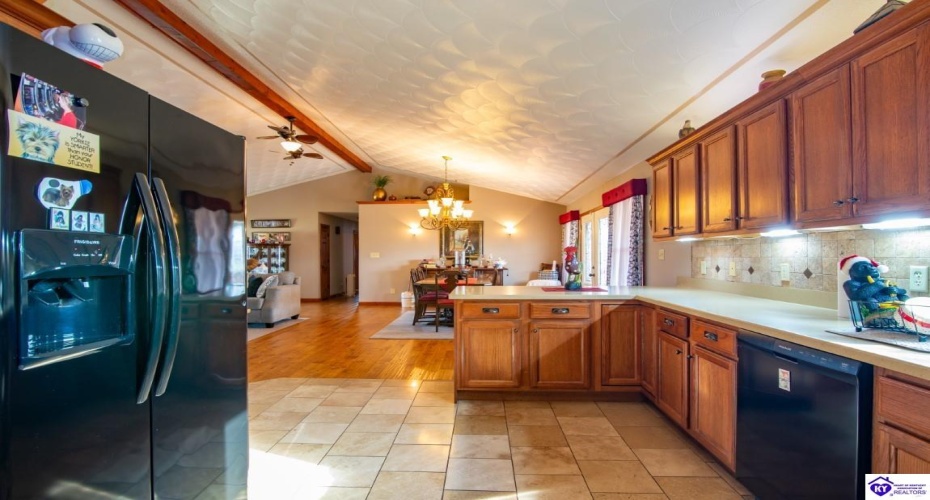 Upton Talley Road, Upton, Kentucky 42784, ,3 BathroomsBathrooms,For Sale,Upton Talley Road,HK24003457