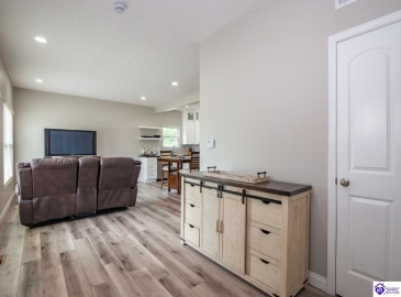 Southern Lake Drive, Elizabethtown, Kentucky 42701, ,3 BathroomsBathrooms,For Sale,Southern Lake Drive,HK24003461 Southern Lake Drive, Elizabethtown, Kentucky 42701, ,3 BathroomsBathrooms,For Sale,Southern Lake Drive,HK24003461