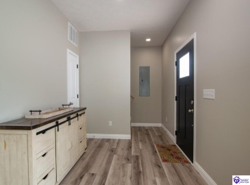 Southern Lake Drive, Elizabethtown, Kentucky 42701, ,3 BathroomsBathrooms,For Sale,Southern Lake Drive,HK24003461 Southern Lake Drive, Elizabethtown, Kentucky 42701, ,3 BathroomsBathrooms,For Sale,Southern Lake Drive,HK24003461