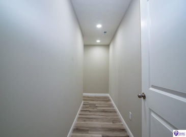 Southern Lake Drive, Elizabethtown, Kentucky 42701, ,3 BathroomsBathrooms,For Sale,Southern Lake Drive,HK24003461 Southern Lake Drive, Elizabethtown, Kentucky 42701, ,3 BathroomsBathrooms,For Sale,Southern Lake Drive,HK24003461