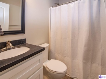 Southern Lake Drive, Elizabethtown, Kentucky 42701, ,3 BathroomsBathrooms,For Sale,Southern Lake Drive,HK24003461 Southern Lake Drive, Elizabethtown, Kentucky 42701, ,3 BathroomsBathrooms,For Sale,Southern Lake Drive,HK24003461