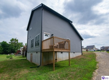 Southern Lake Drive, Elizabethtown, Kentucky 42701, ,3 BathroomsBathrooms,For Sale,Southern Lake Drive,HK24003461 Southern Lake Drive, Elizabethtown, Kentucky 42701, ,3 BathroomsBathrooms,For Sale,Southern Lake Drive,HK24003461