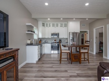 Southern Lake Drive, Elizabethtown, Kentucky 42701, ,3 BathroomsBathrooms,For Sale,Southern Lake Drive,HK24003461 Southern Lake Drive, Elizabethtown, Kentucky 42701, ,3 BathroomsBathrooms,For Sale,Southern Lake Drive,HK24003461