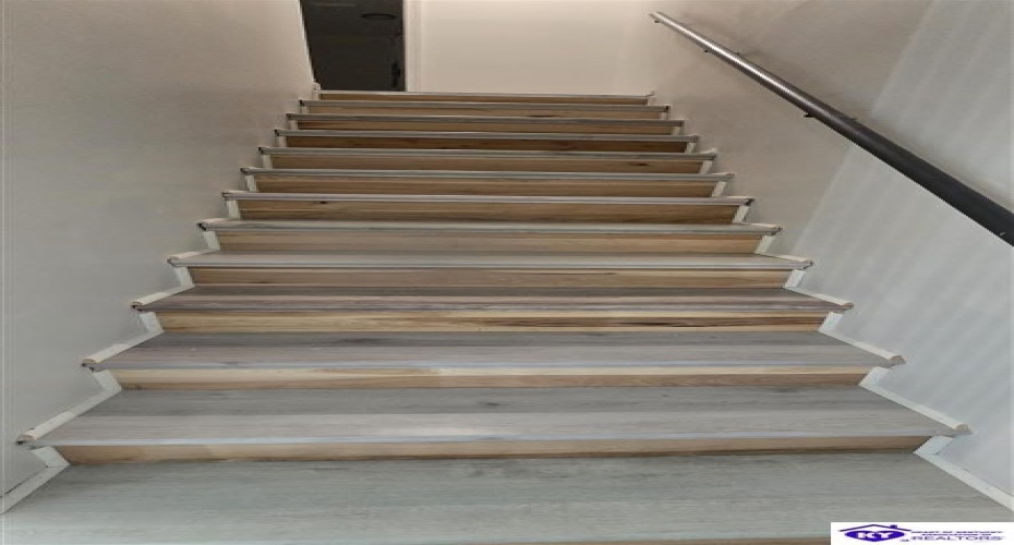 Kristen Court, Radcliff, Kentucky 40160, ,3 BathroomsBathrooms,For Sale,Kristen Court,HK24003465