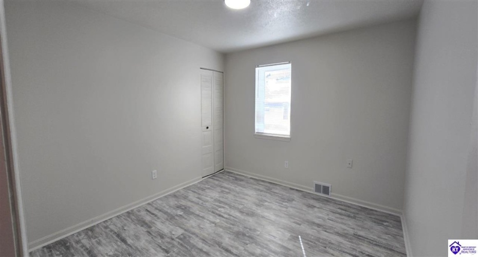 Kristen Court, Radcliff, Kentucky 40160, ,3 BathroomsBathrooms,For Sale,Kristen Court,HK24003465