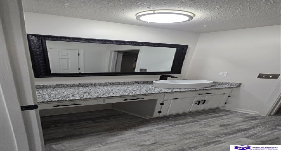 Kristen Court, Radcliff, Kentucky 40160, ,3 BathroomsBathrooms,For Sale,Kristen Court,HK24003465