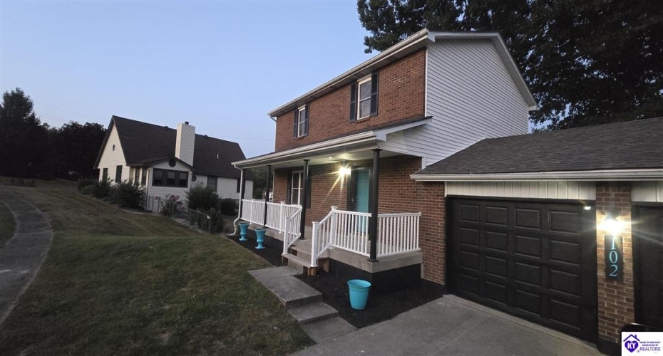 Kristen Court, Radcliff, Kentucky 40160, ,3 BathroomsBathrooms,For Sale,Kristen Court,HK24003465