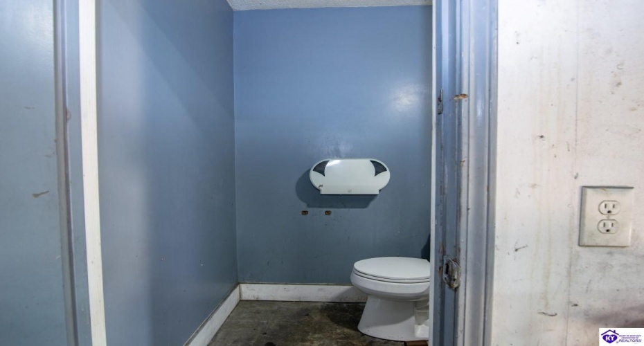 Wilson Road, Elizabethtown, Kentucky 42701, ,For Sale,Wilson Road,HK24003482