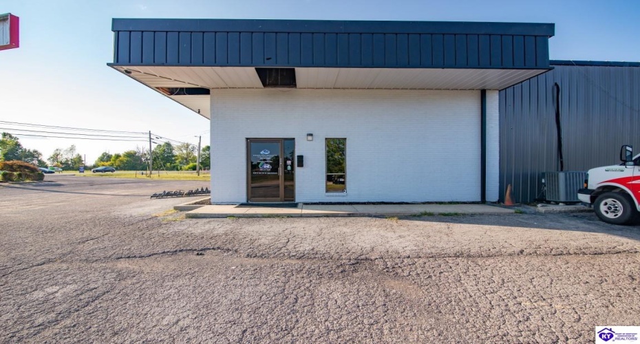 Wilson Road, Elizabethtown, Kentucky 42701, ,For Sale,Wilson Road,HK24003482