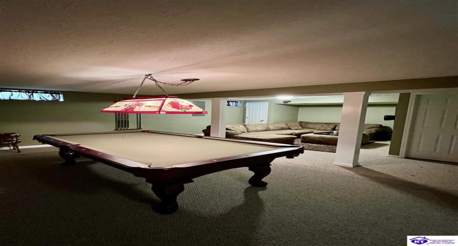 Jey Drive, Elizabethtown, Kentucky 42701, ,3 BathroomsBathrooms,For Sale,Jey Drive,HK24003484