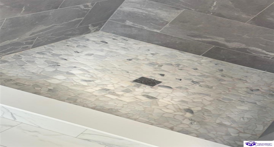 Sanders Road, Campbellsville, Kentucky 42718, ,2 BathroomsBathrooms,For Sale,Sanders Road,HK24003486