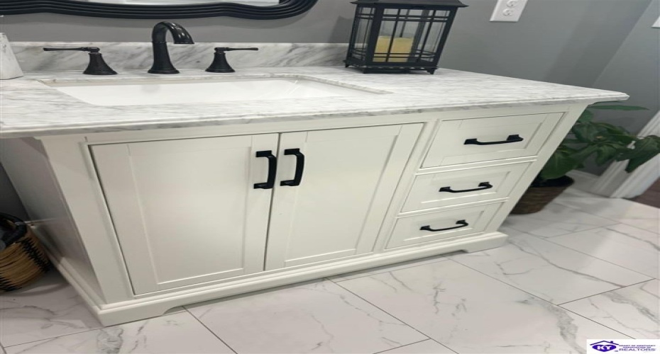 Sanders Road, Campbellsville, Kentucky 42718, ,2 BathroomsBathrooms,For Sale,Sanders Road,HK24003486