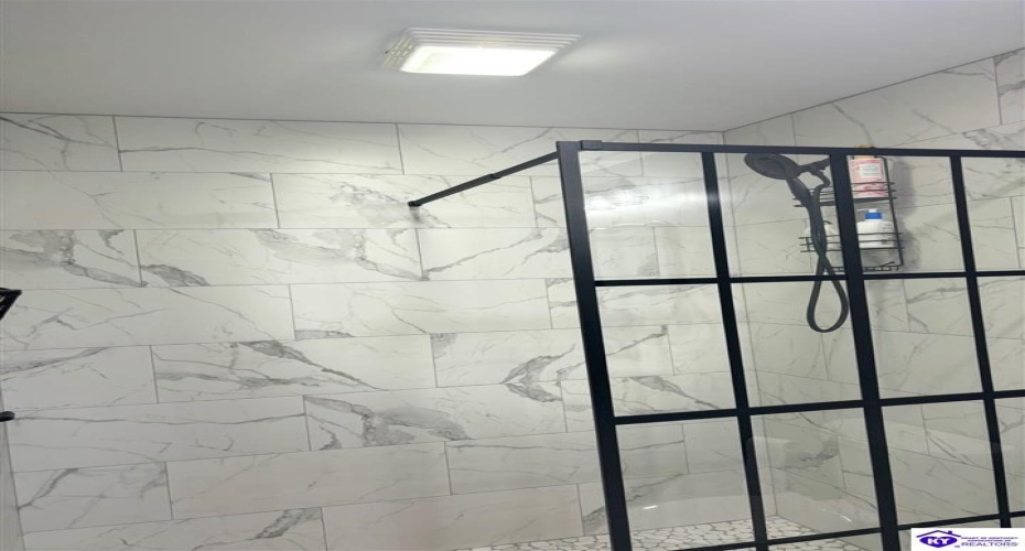 Sanders Road, Campbellsville, Kentucky 42718, ,2 BathroomsBathrooms,For Sale,Sanders Road,HK24003486