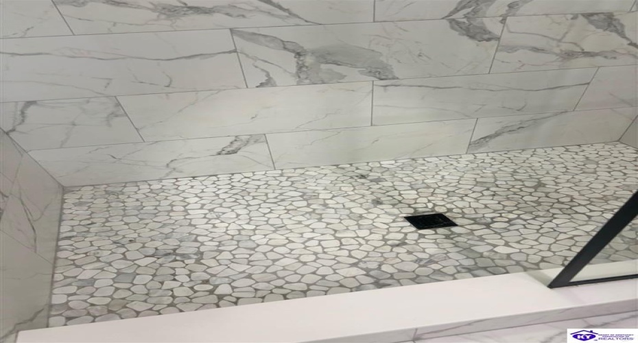 Sanders Road, Campbellsville, Kentucky 42718, ,2 BathroomsBathrooms,For Sale,Sanders Road,HK24003486