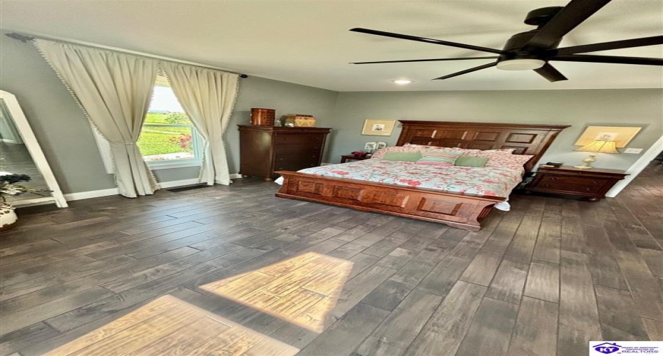 Sanders Road, Campbellsville, Kentucky 42718, ,2 BathroomsBathrooms,For Sale,Sanders Road,HK24003486