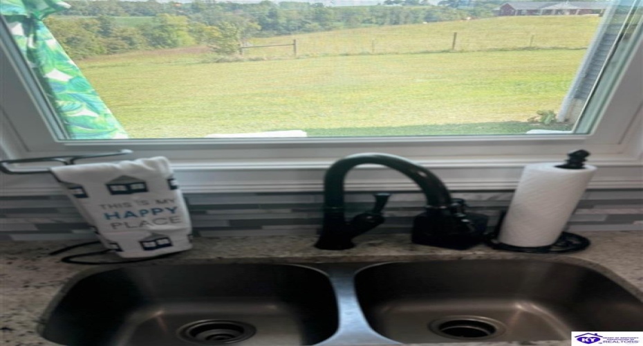 Sanders Road, Campbellsville, Kentucky 42718, ,2 BathroomsBathrooms,For Sale,Sanders Road,HK24003486