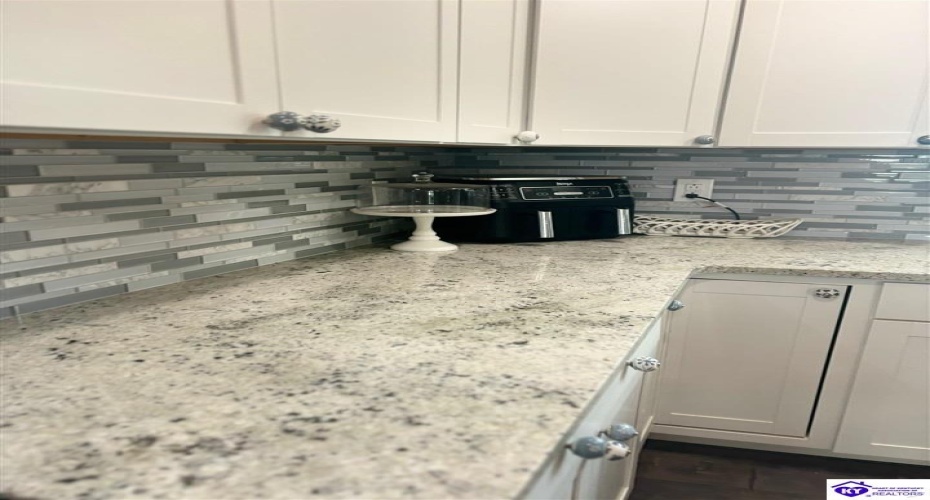 Sanders Road, Campbellsville, Kentucky 42718, ,2 BathroomsBathrooms,For Sale,Sanders Road,HK24003486