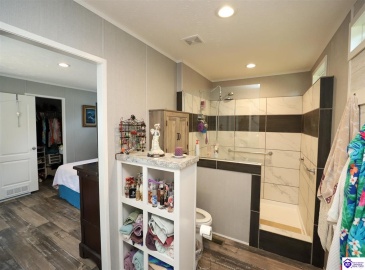 Deer Haven Drive, Elizabethtown, Kentucky 42701, ,2 BathroomsBathrooms,For Sale,Deer Haven Drive,HK24002351 Deer Haven Drive, Elizabethtown, Kentucky 42701, ,2 BathroomsBathrooms,For Sale,Deer Haven Drive,HK24002351