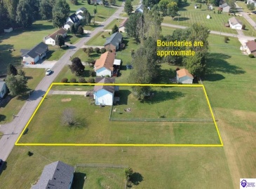 Lorien Court, Elizabethtown, Kentucky 42701, ,2 BathroomsBathrooms,For Sale,Lorien Court,HK24003488 Lorien Court, Elizabethtown, Kentucky 42701, ,2 BathroomsBathrooms,For Sale,Lorien Court,HK24003488