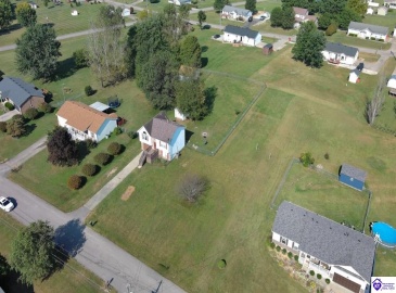 Lorien Court, Elizabethtown, Kentucky 42701, ,2 BathroomsBathrooms,For Sale,Lorien Court,HK24003488 Lorien Court, Elizabethtown, Kentucky 42701, ,2 BathroomsBathrooms,For Sale,Lorien Court,HK24003488