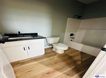 Davis Street, Campbellsville, Kentucky 42718, ,1 BathroomBathrooms,For Sale,Davis Street,HK24003489 Davis Street, Campbellsville, Kentucky 42718, ,1 BathroomBathrooms,For Sale,Davis Street,HK24003489