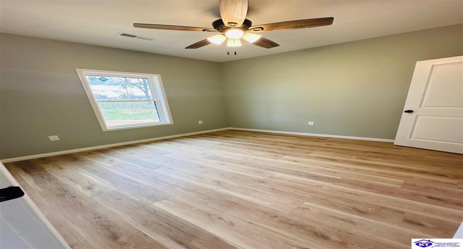 Davis Street, Campbellsville, Kentucky 42718, ,1 BathroomBathrooms,For Sale,Davis Street,HK24003489