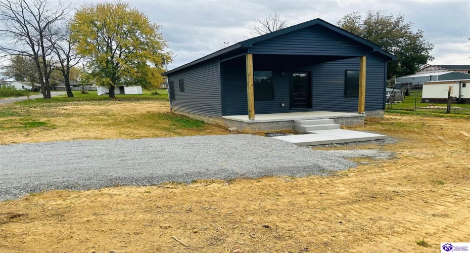 Davis Street, Campbellsville, Kentucky 42718, ,1 BathroomBathrooms,For Sale,Davis Street,HK24003489