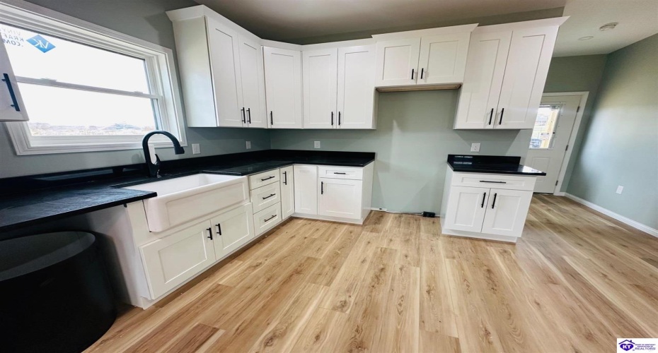 Davis Street, Campbellsville, Kentucky 42718, ,1 BathroomBathrooms,For Sale,Davis Street,HK24003489