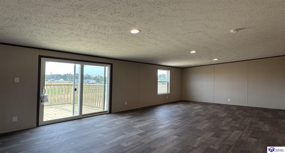 Padgett Road, Elizabethtown, Kentucky 42701, ,2 BathroomsBathrooms,For Sale,Padgett Road,HK24003491