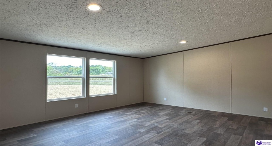 Padgett Road, Elizabethtown, Kentucky 42701, ,2 BathroomsBathrooms,For Sale,Padgett Road,HK24003491