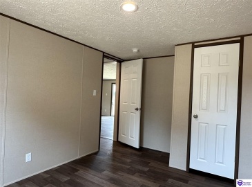 Padgett Road, Elizabethtown, Kentucky 42701, ,2 BathroomsBathrooms,For Sale,Padgett Road,HK24003491 Padgett Road, Elizabethtown, Kentucky 42701, ,2 BathroomsBathrooms,For Sale,Padgett Road,HK24003491