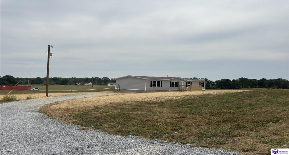 Padgett Road, Elizabethtown, Kentucky 42701, ,2 BathroomsBathrooms,For Sale,Padgett Road,HK24003491