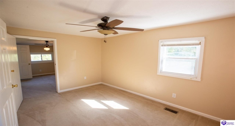 Wells Landing Road, Danville, Kentucky 40422, ,2 BathroomsBathrooms,For Sale,Wells Landing Road,HK24003492