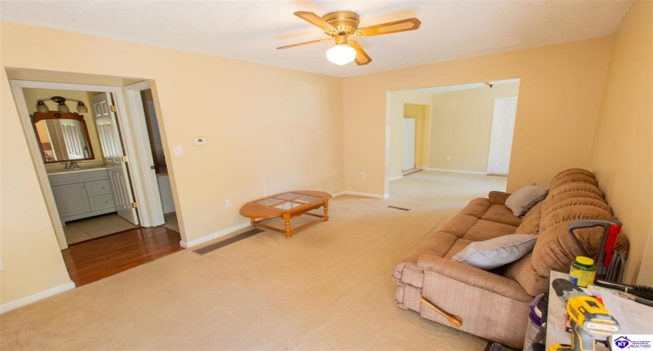 Wells Landing Road, Danville, Kentucky 40422, ,2 BathroomsBathrooms,For Sale,Wells Landing Road,HK24003492