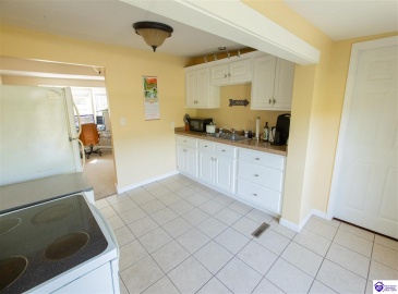 Wells Landing Road, Danville, Kentucky 40422, ,2 BathroomsBathrooms,For Sale,Wells Landing Road,HK24003492 Wells Landing Road, Danville, Kentucky 40422, ,2 BathroomsBathrooms,For Sale,Wells Landing Road,HK24003492