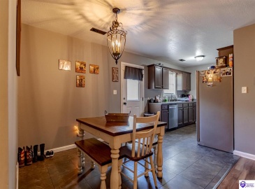 Darren Drive, Leitchfield, Kentucky 42754, ,2 BathroomsBathrooms,For Sale,Darren Drive,HK24003493 Darren Drive, Leitchfield, Kentucky 42754, ,2 BathroomsBathrooms,For Sale,Darren Drive,HK24003493