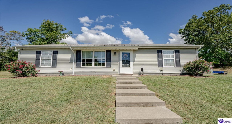 Darren Drive, Leitchfield, Kentucky 42754, ,2 BathroomsBathrooms,For Sale,Darren Drive,HK24003493 Darren Drive, Leitchfield, Kentucky 42754, ,2 BathroomsBathrooms,For Sale,Darren Drive,HK24003493