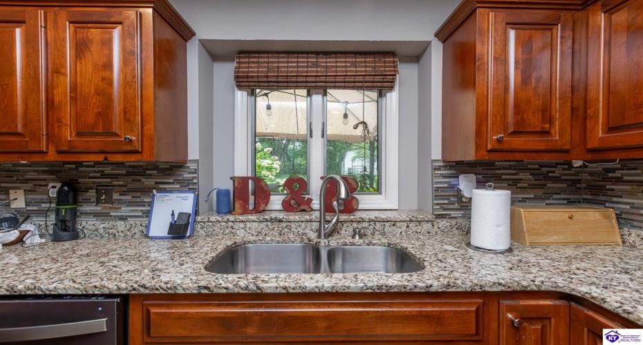 Walnut Road, Frankfort, Kentucky 40601, ,3 BathroomsBathrooms,For Sale,Walnut Road,HK24003494 Walnut Road, Frankfort, Kentucky 40601, ,3 BathroomsBathrooms,For Sale,Walnut Road,HK24003494