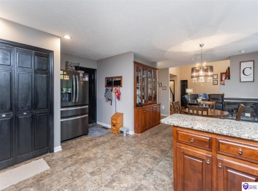 Walnut Road, Frankfort, Kentucky 40601, ,3 BathroomsBathrooms,For Sale,Walnut Road,HK24003494 Walnut Road, Frankfort, Kentucky 40601, ,3 BathroomsBathrooms,For Sale,Walnut Road,HK24003494