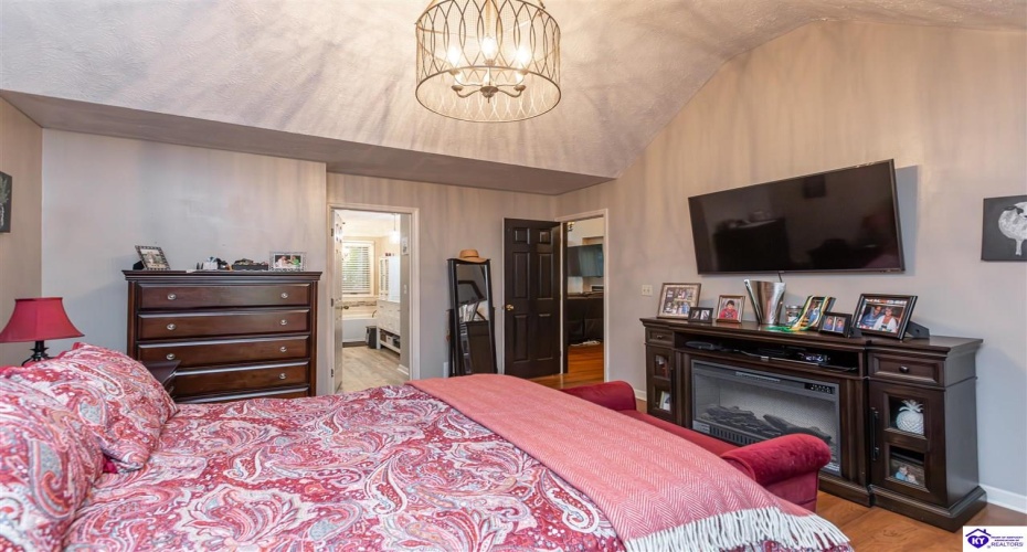 Walnut Road, Frankfort, Kentucky 40601, ,3 BathroomsBathrooms,For Sale,Walnut Road,HK24003494 Walnut Road, Frankfort, Kentucky 40601, ,3 BathroomsBathrooms,For Sale,Walnut Road,HK24003494