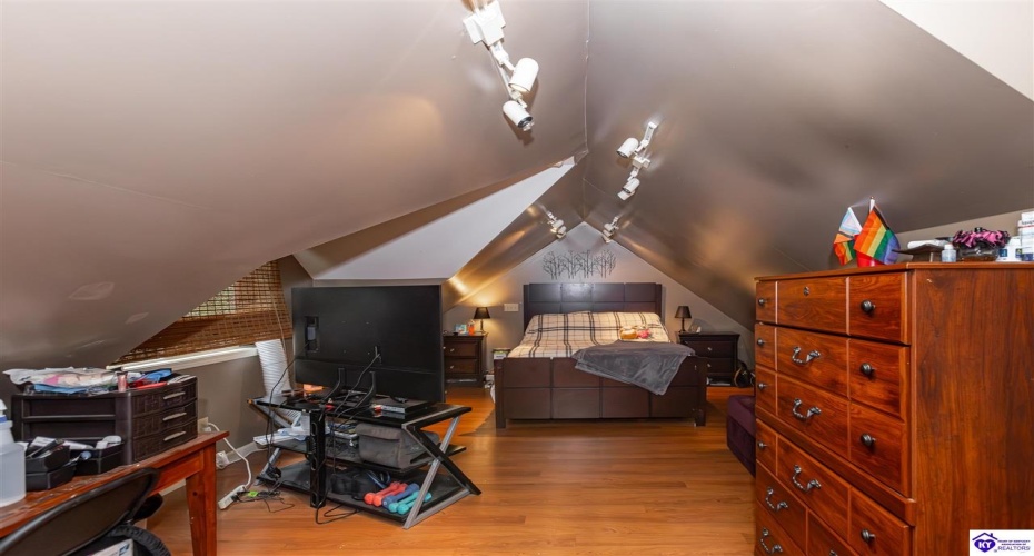 Walnut Road, Frankfort, Kentucky 40601, ,3 BathroomsBathrooms,For Sale,Walnut Road,HK24003494 Walnut Road, Frankfort, Kentucky 40601, ,3 BathroomsBathrooms,For Sale,Walnut Road,HK24003494