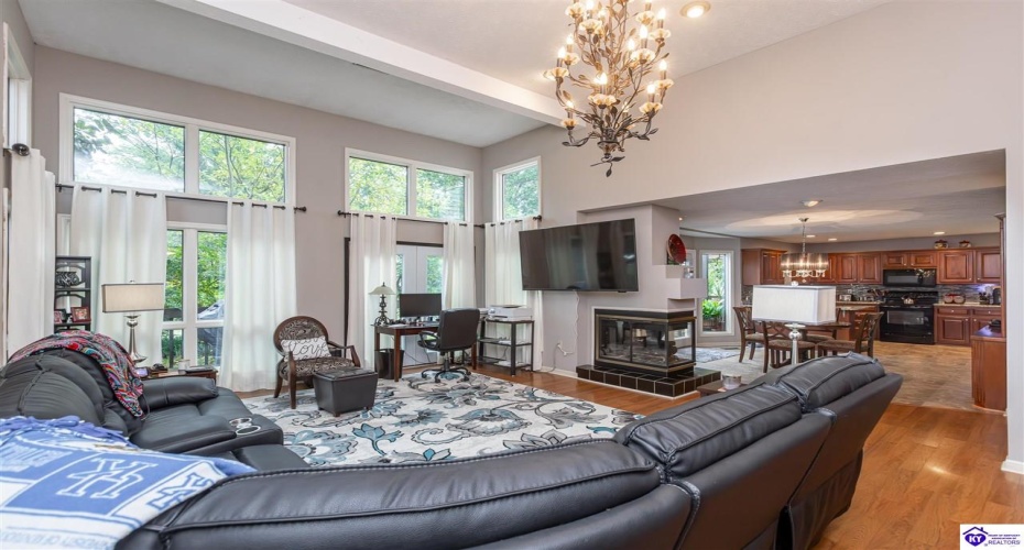 Walnut Road, Frankfort, Kentucky 40601, ,3 BathroomsBathrooms,For Sale,Walnut Road,HK24003494 Walnut Road, Frankfort, Kentucky 40601, ,3 BathroomsBathrooms,For Sale,Walnut Road,HK24003494