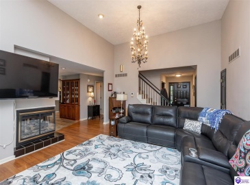 Walnut Road, Frankfort, Kentucky 40601, ,3 BathroomsBathrooms,For Sale,Walnut Road,HK24003494 Walnut Road, Frankfort, Kentucky 40601, ,3 BathroomsBathrooms,For Sale,Walnut Road,HK24003494