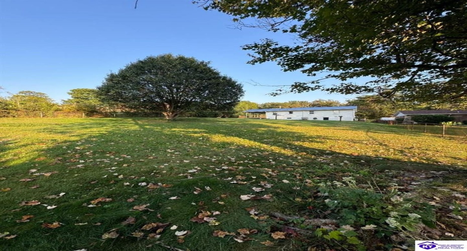 Pinewood Drive, Radcliff, Florida 40160, ,3 BathroomsBathrooms,For Sale,Pinewood Drive,HK24003515 Pinewood Drive, Radcliff, Florida 40160, ,3 BathroomsBathrooms,For Sale,Pinewood Drive,HK24003515