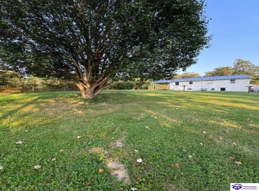 Pinewood Drive, Radcliff, Florida 40160, ,3 BathroomsBathrooms,For Sale,Pinewood Drive,HK24003515 Pinewood Drive, Radcliff, Florida 40160, ,3 BathroomsBathrooms,For Sale,Pinewood Drive,HK24003515